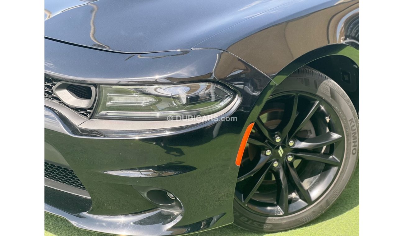 Dodge Challenger Dodge Charger SXT+ /2018 / USA
