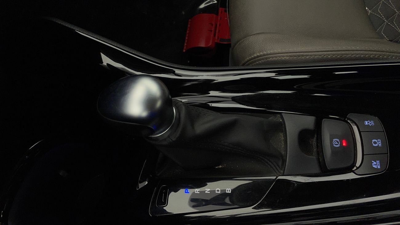 تويوتا CHR VX 1.8 | بدون دفعة مقدمة | اختبار القيادة في المنزل