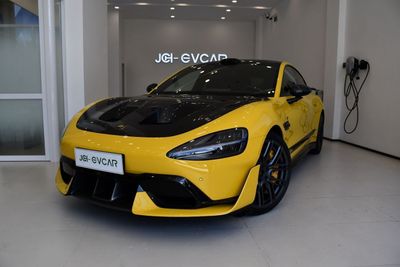 شاومى SU7 su7 ultra