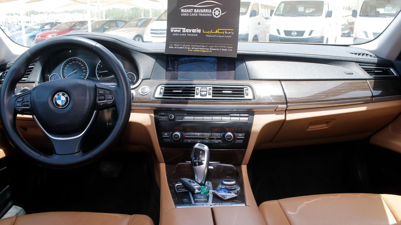 بي أم دبليو 740Li Li With 760 body kit