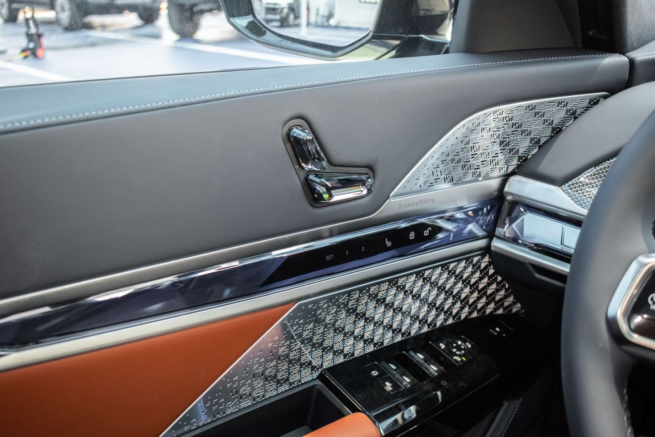BMW 760i BMW 760i XDRIVE