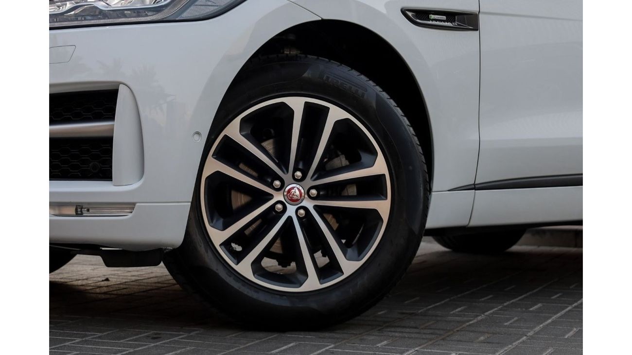 Jaguar F Pace Jaguar F-Pace R-Sport 2019 GCC under Agency Warranty and Service Contract with Flexible Down-Payment