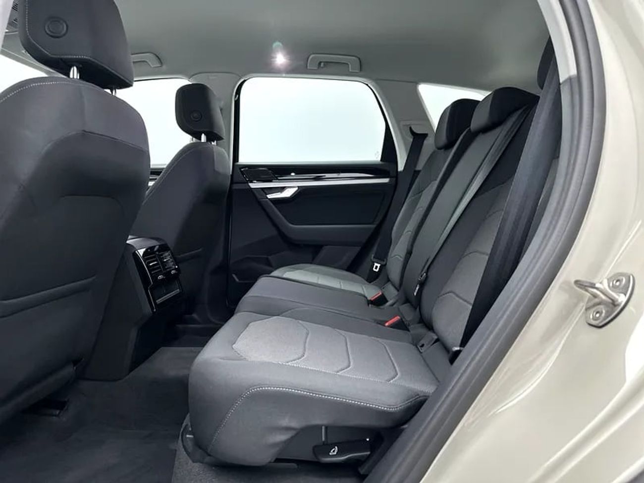 Volkswagen Touareg Trendline 2.0L Trend 2.0L