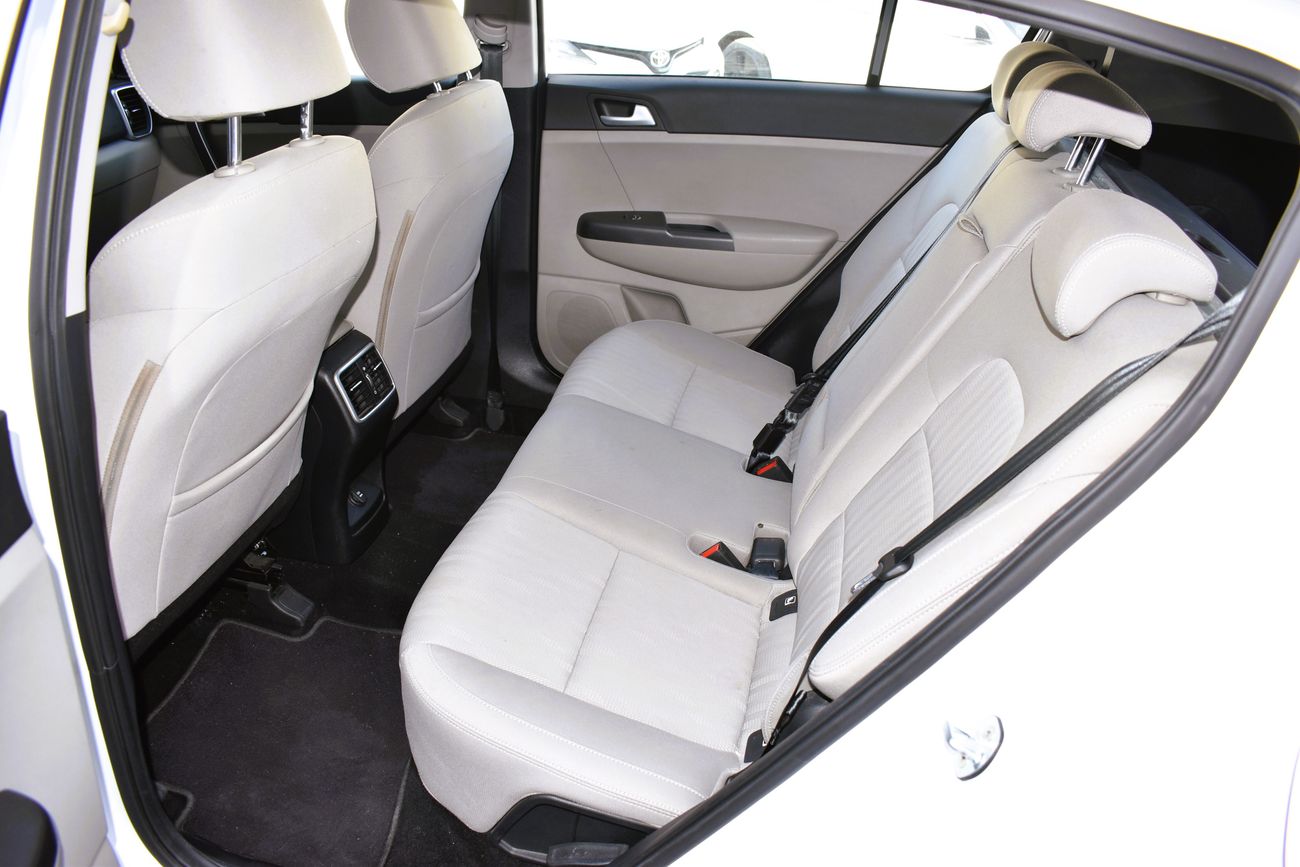 كيا سبورتيج AED 1359 PM | 2.0L STD GCC DEALER WARRANTY