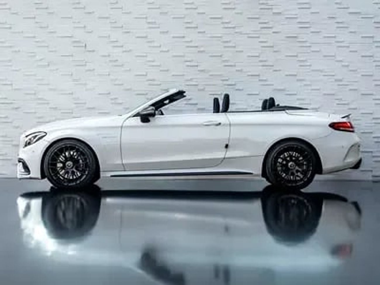Mercedes Benz C63 AMG STANDARD Mercedes-Benz C-Class 63 AMG 2017