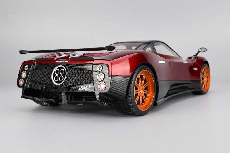 Pagani Zonda F exterior - Rear Left Angled