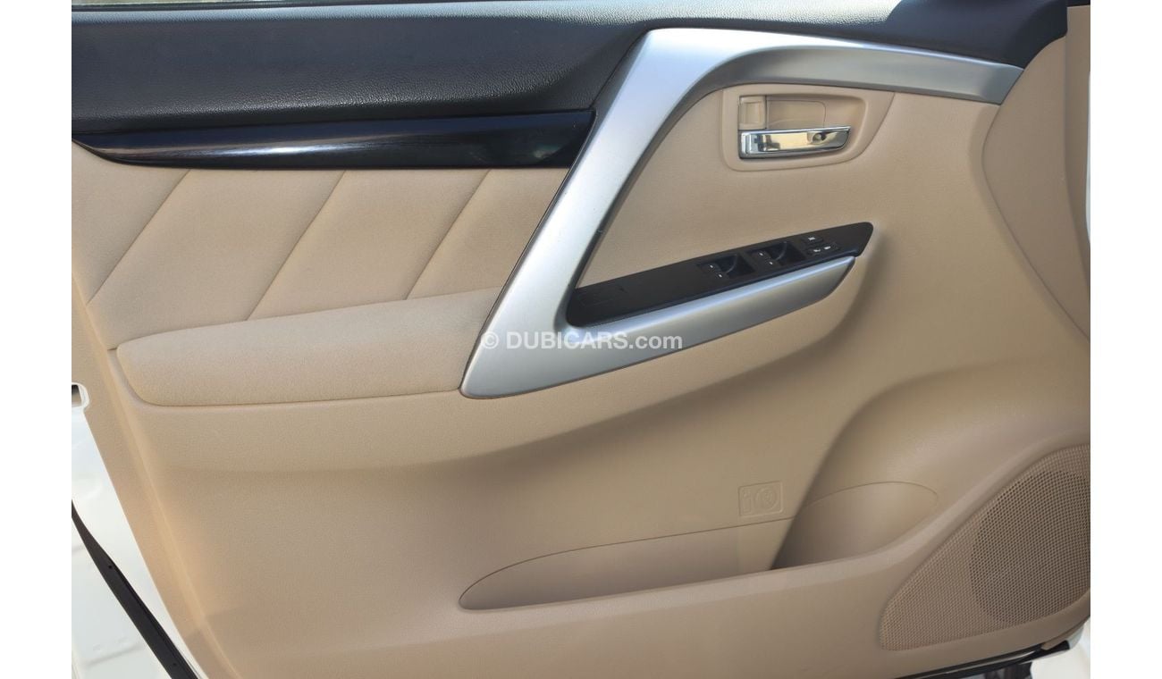 Mitsubishi Montero Mitsubishi Montero Sport 2017 GCC