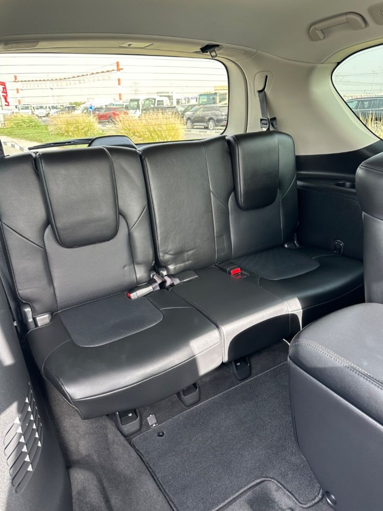 نيسان أرمادا SL 360 camera, sunroof perfect condition Full Option