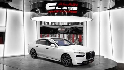 BMW 735i STANDARD - 2023 - GCC Specs - Under Service Contract