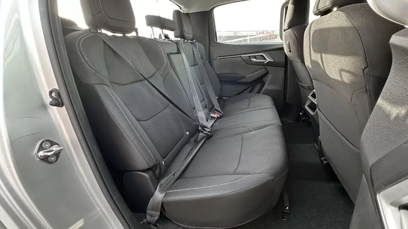 Isuzu D-MAX STD ⦁	ISUZU D-Max 1.9 Ddi DC 4x4 PWR A/W LS High Specs AT 2025 • Diesel • Automatic