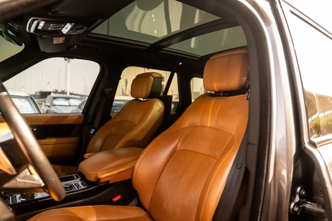 Land Rover Range Rover Autobiography 5.0L (510 HP) Vouge  2018 GCC V8 Perfect Condition