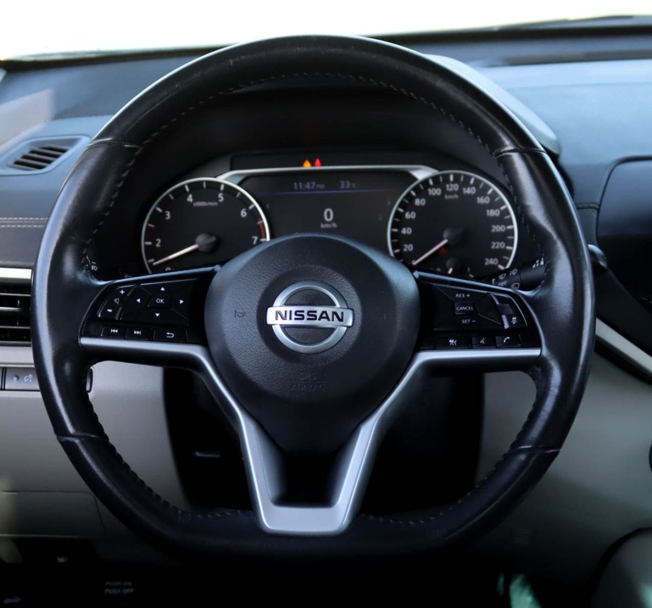 Nissan Altima 2.5 SV Nissan Altima 2.5L 2021 SV original paint GCC, accident-free, in excellent condition, 1076 P.