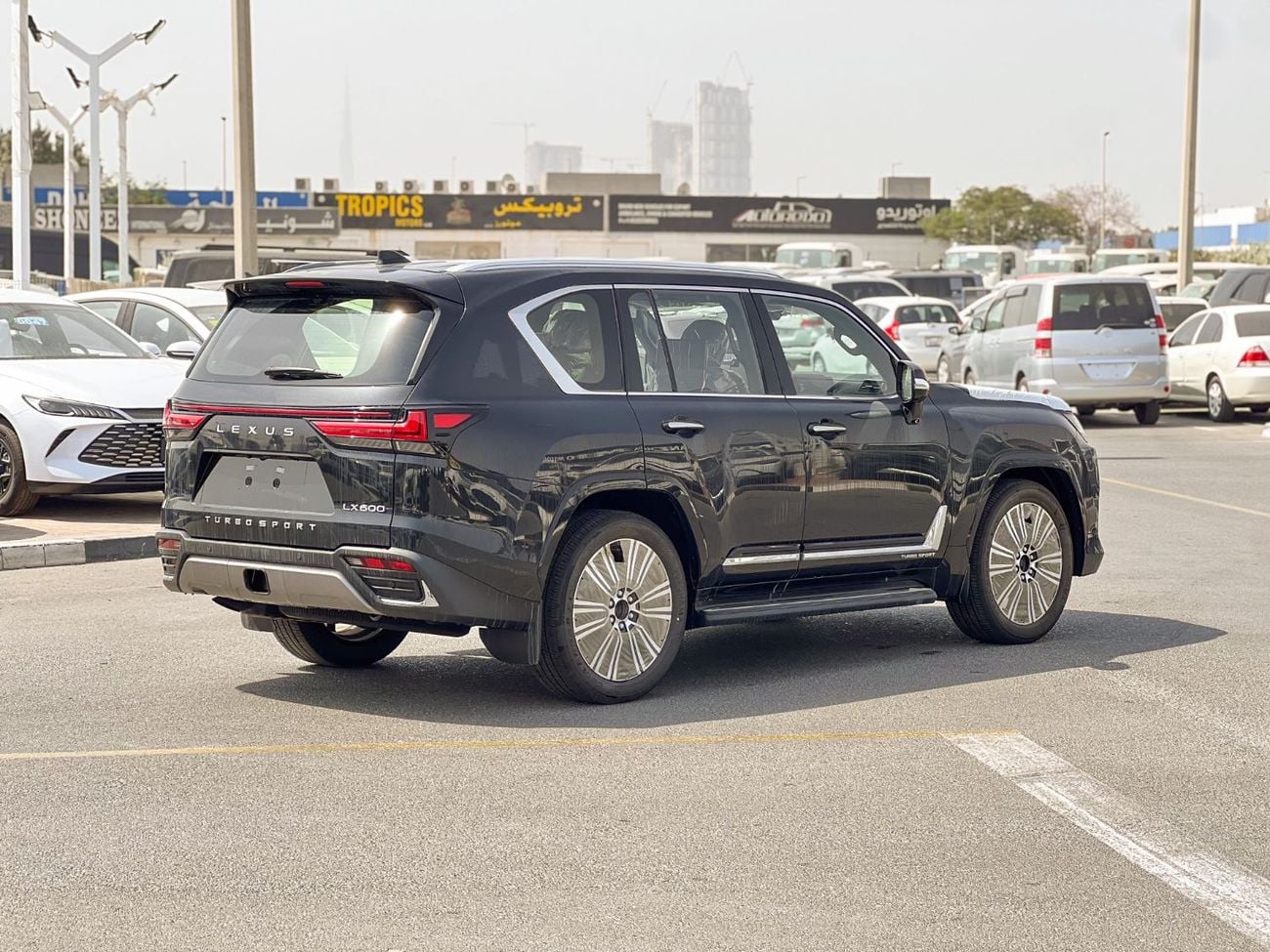 لكزس LX 600 EXPORT ONLY - LEXUS LX600 3.5L TURBOSPORT
