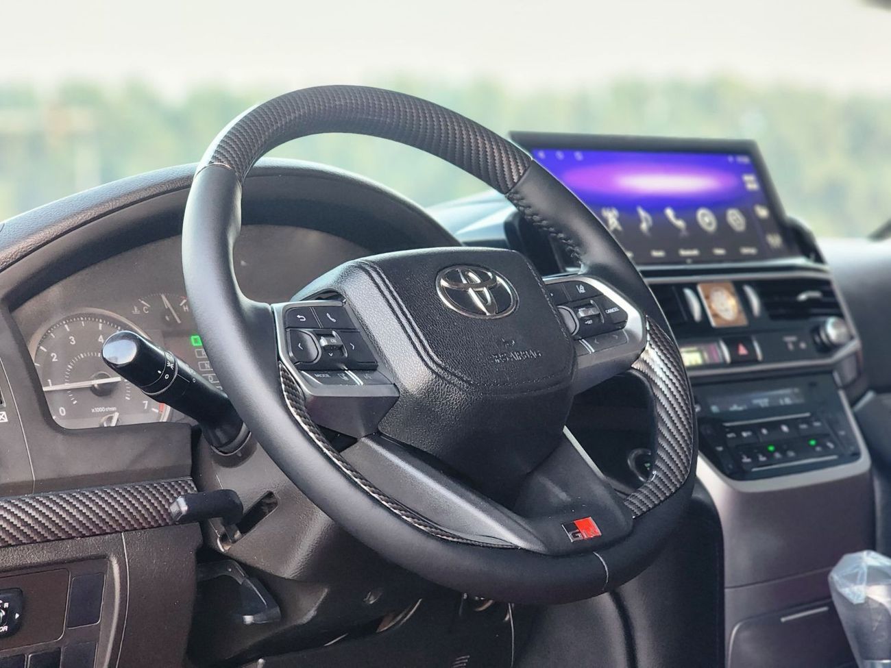 تويوتا لاند كروزر GX.R V8 upgrade 2022