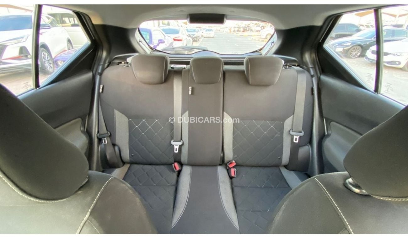 Nissan Kicks SL GCC خليجي free registration