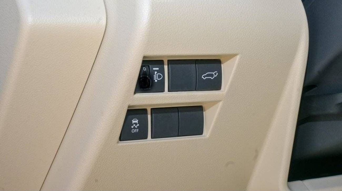 تويوتا لاند كروزر GXR2 3.5L TOYOTA LAND CRUISER GXR 3.5L PETROL TWIN TURBO 2025