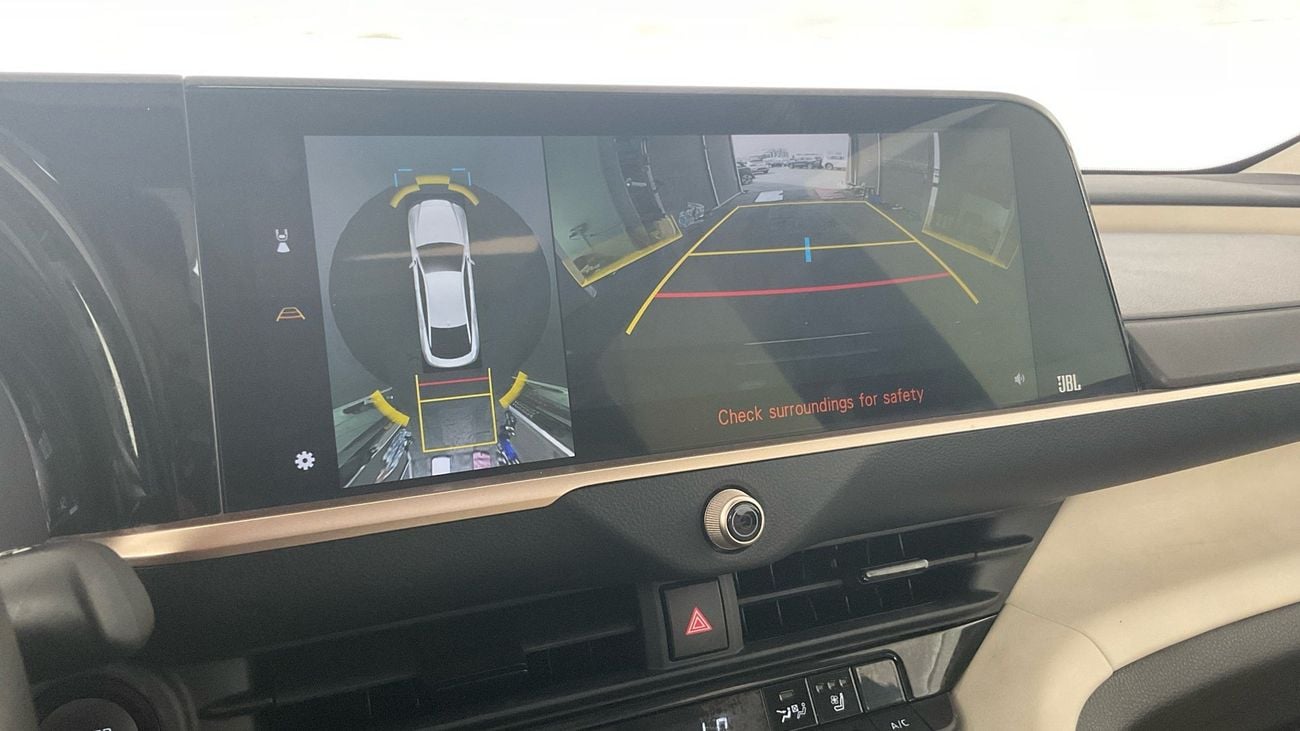 Toyota Crown 2.4 HEV LTD AUTO PLATINUM RA | Guaranteed Warranty | 0 Down Payment