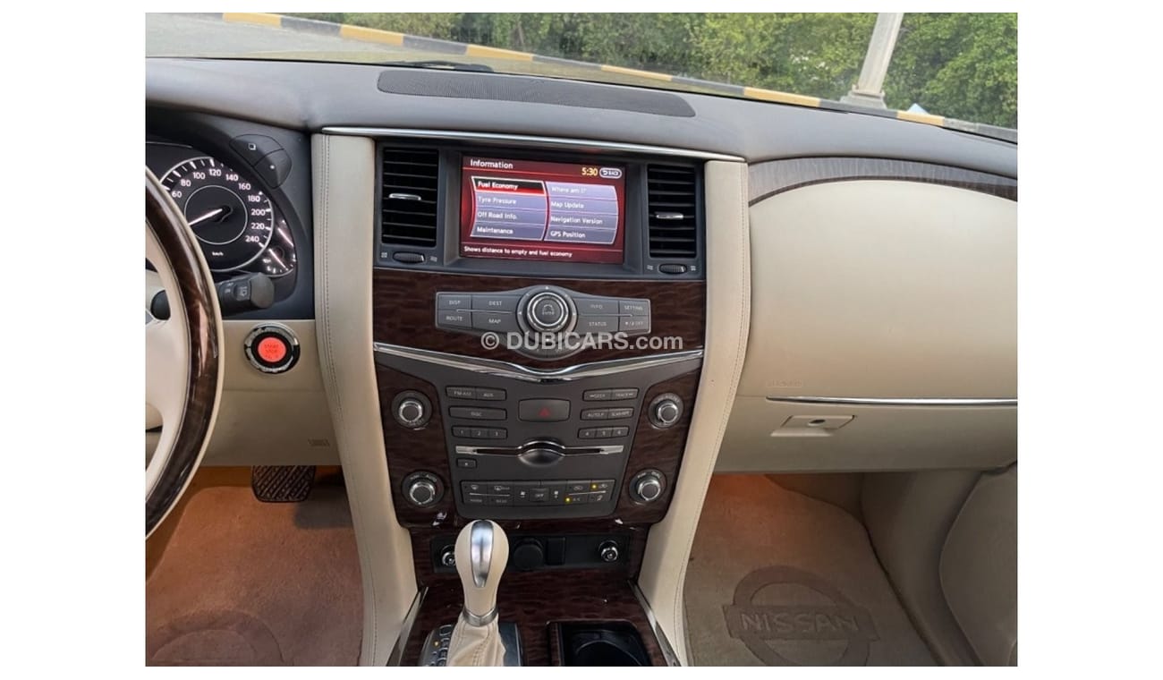 نيسان باترول NISSAN PATROL 400  V8  MODEL 2011( GCC_ SPEC) VERY GOOD CONDITION