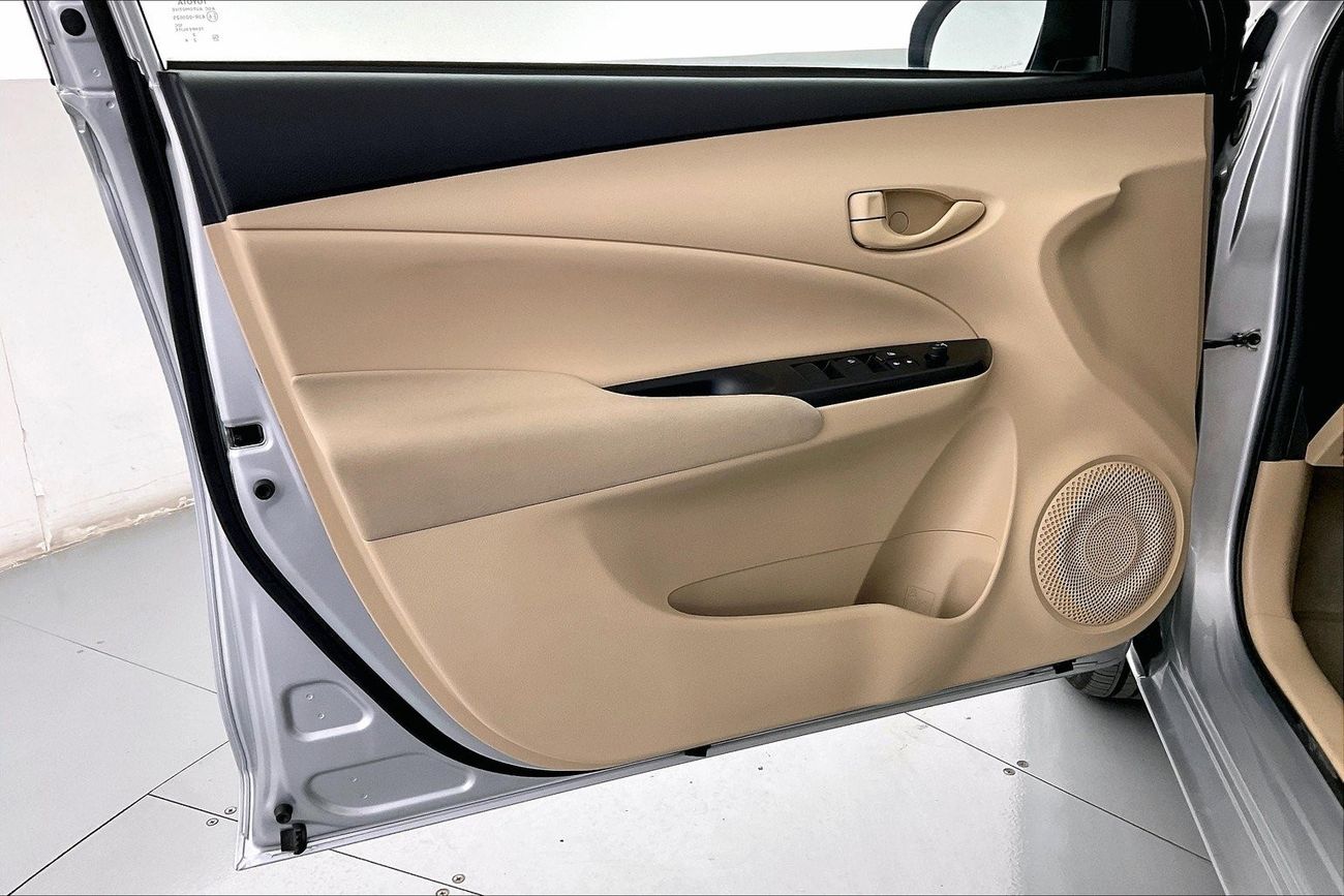 Volkswagen Teramont 3.6L R-Line (AWD) | 1 year free warranty | 0 Down Payment