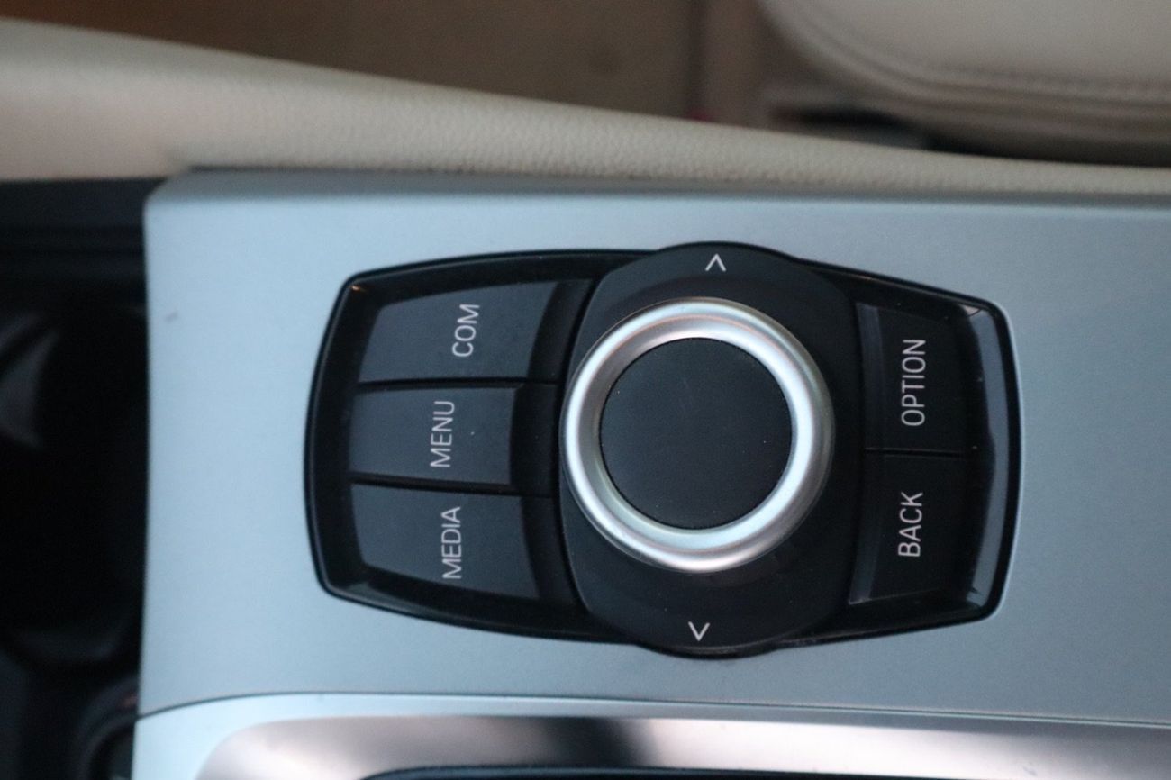 بي أم دبليو 520i Executive 1.6L