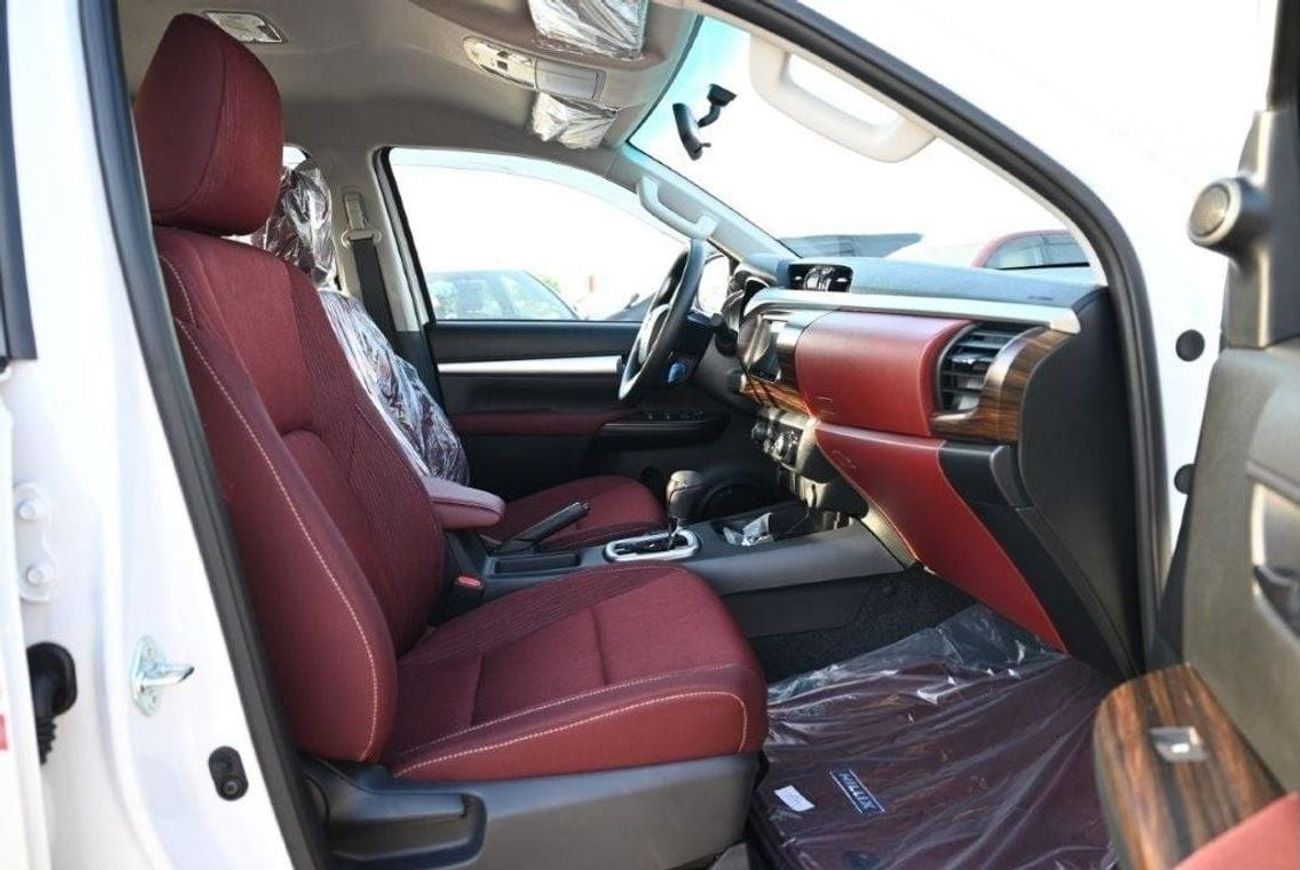 Toyota Hilux Double Cab SR5 2.7L Petrol 4WD Automatic Transmission