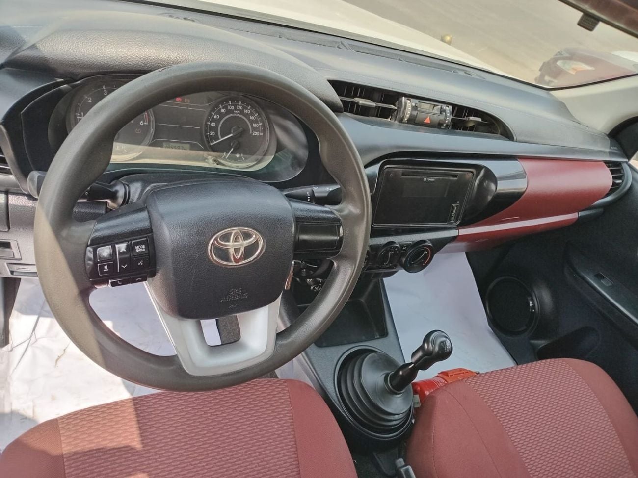 Toyota Hilux DC 2.4L 4WD DIESEL MANUAL TRANSMISSION