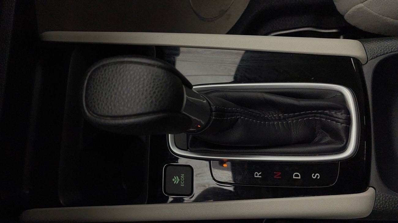 هوندا سيتي LX 1.5 | بدون دفعة مقدمة | اختبار القيادة في المنزل