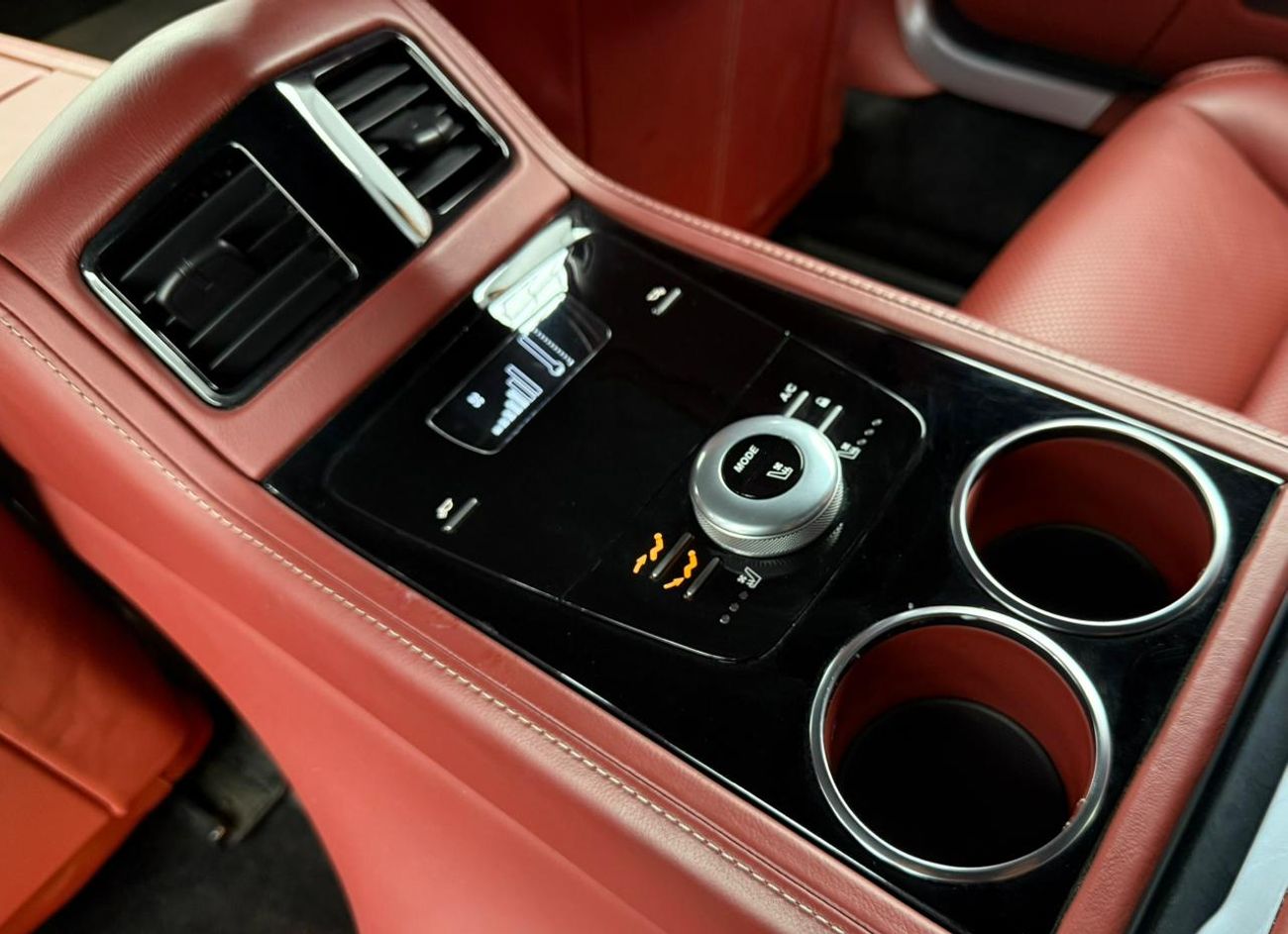 أستون مارتن رابيد Std 6.0L 2018 Aston Martin Rapide S