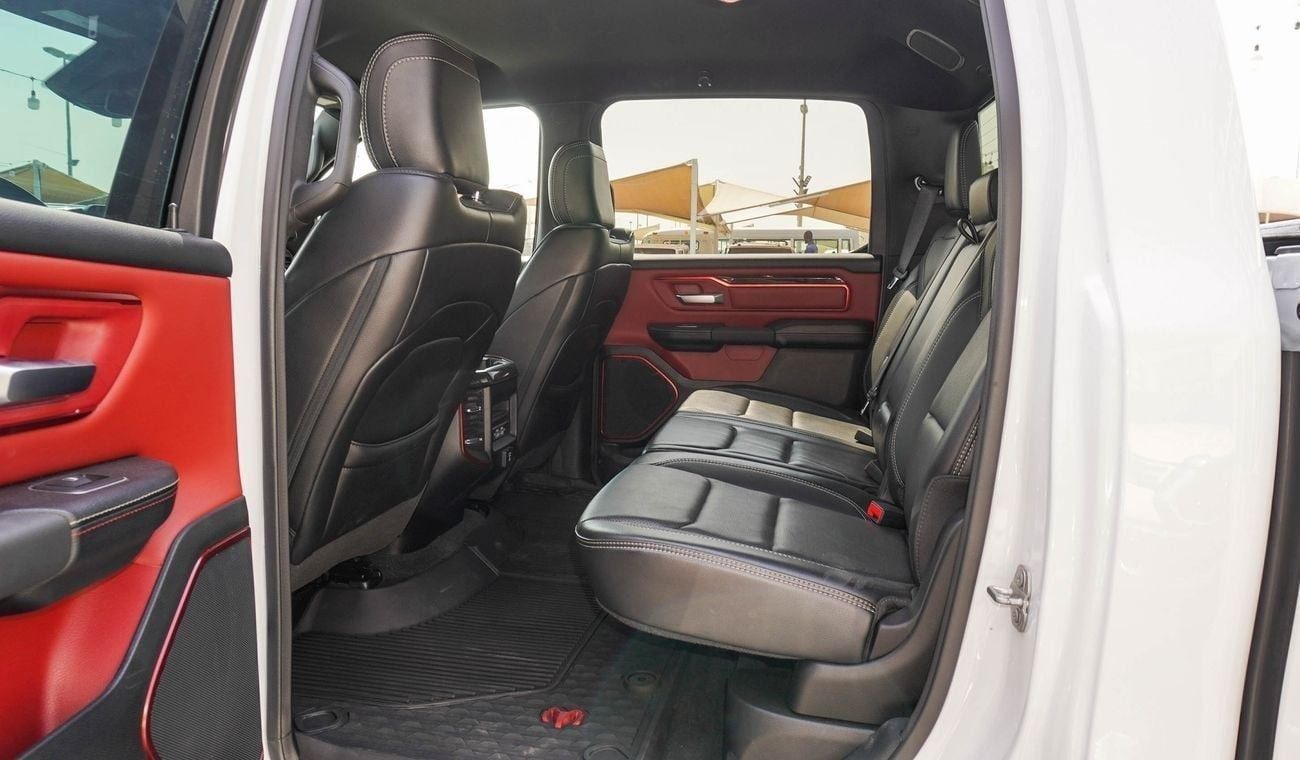 RAM 1500 REBEL 5.7L HEMI