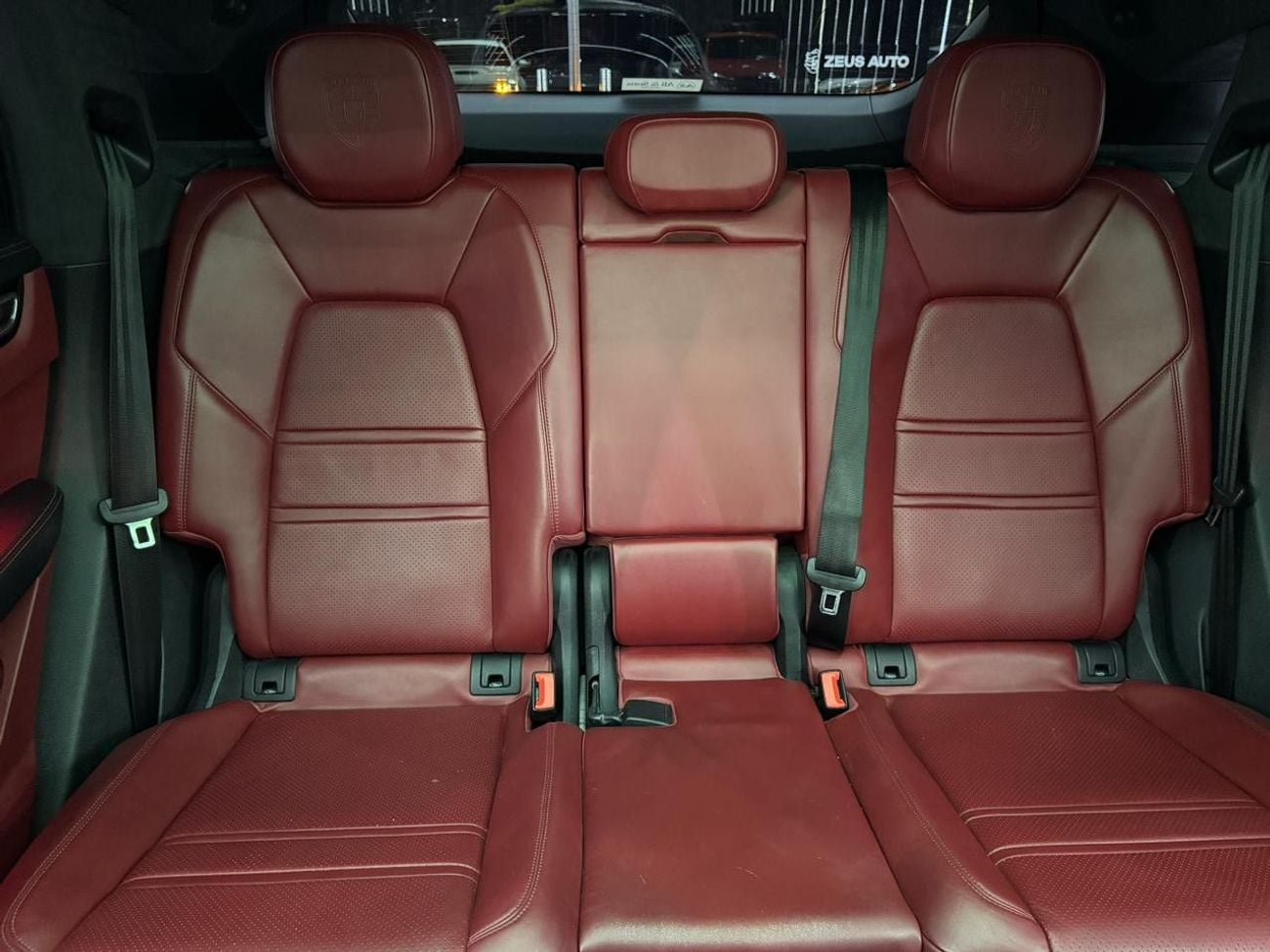 بورش كايان GTS Coupe