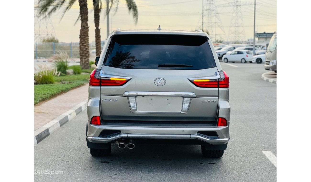 Lexus LX570