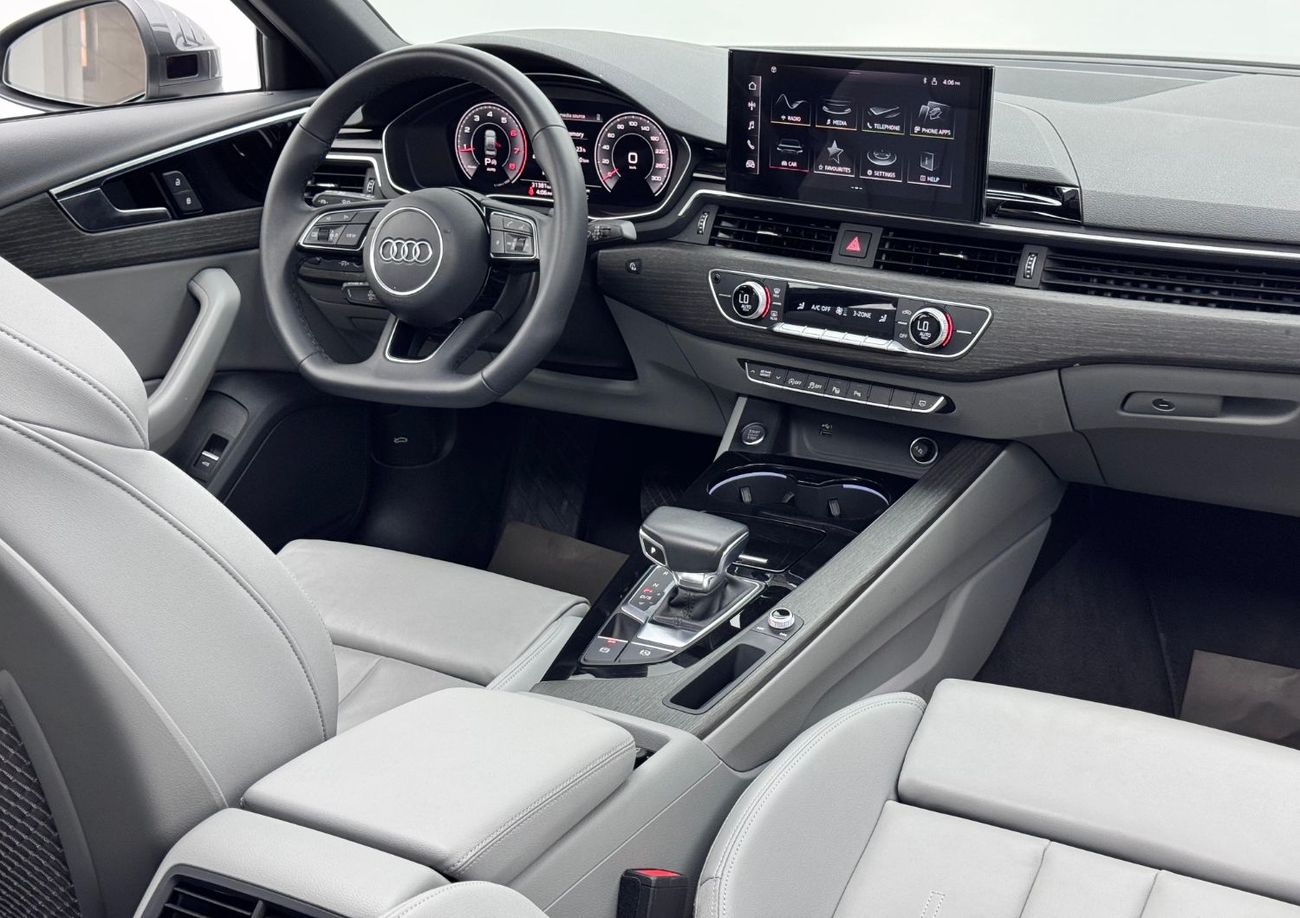 Audi A4 35 TFSI S Line 2.0L 2023 Audi A4 35 TFSI S-line, 2027 Full Audi Warranty + Service Contract, Excelle