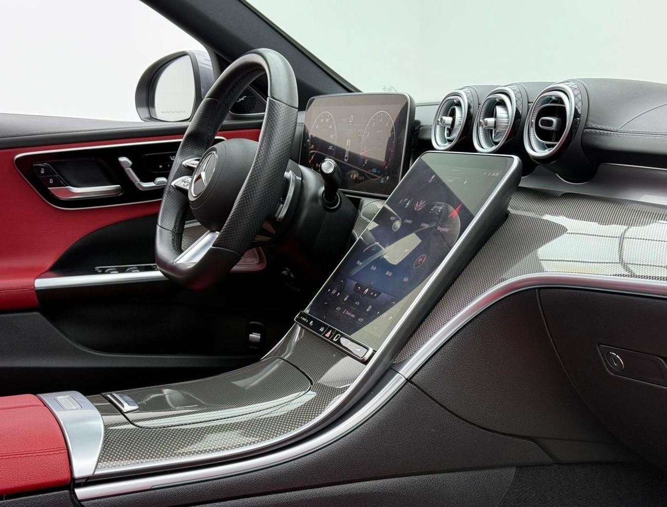 مرسيدس بنز C 200 2022 Mercedes Benz C200 AMG Premium, 2027 MB Warranty + Service Pack, Fully Loaded, GCC