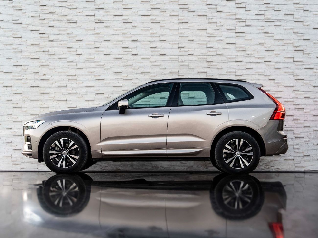 فولفو XC 60 B5 2.0T core