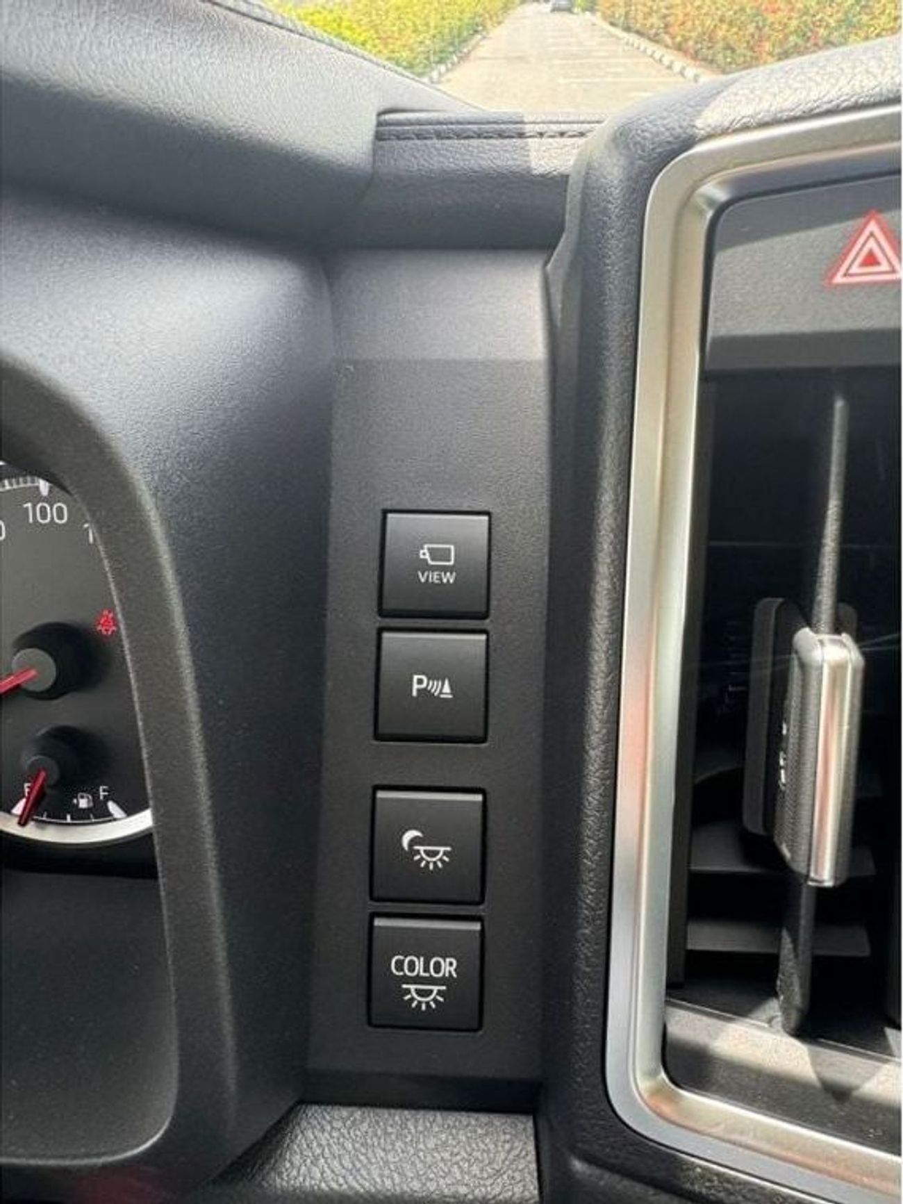 تويوتا جرافينا TOYOTA GRANVIA 3.5L PREMIUM 2026 MODEL