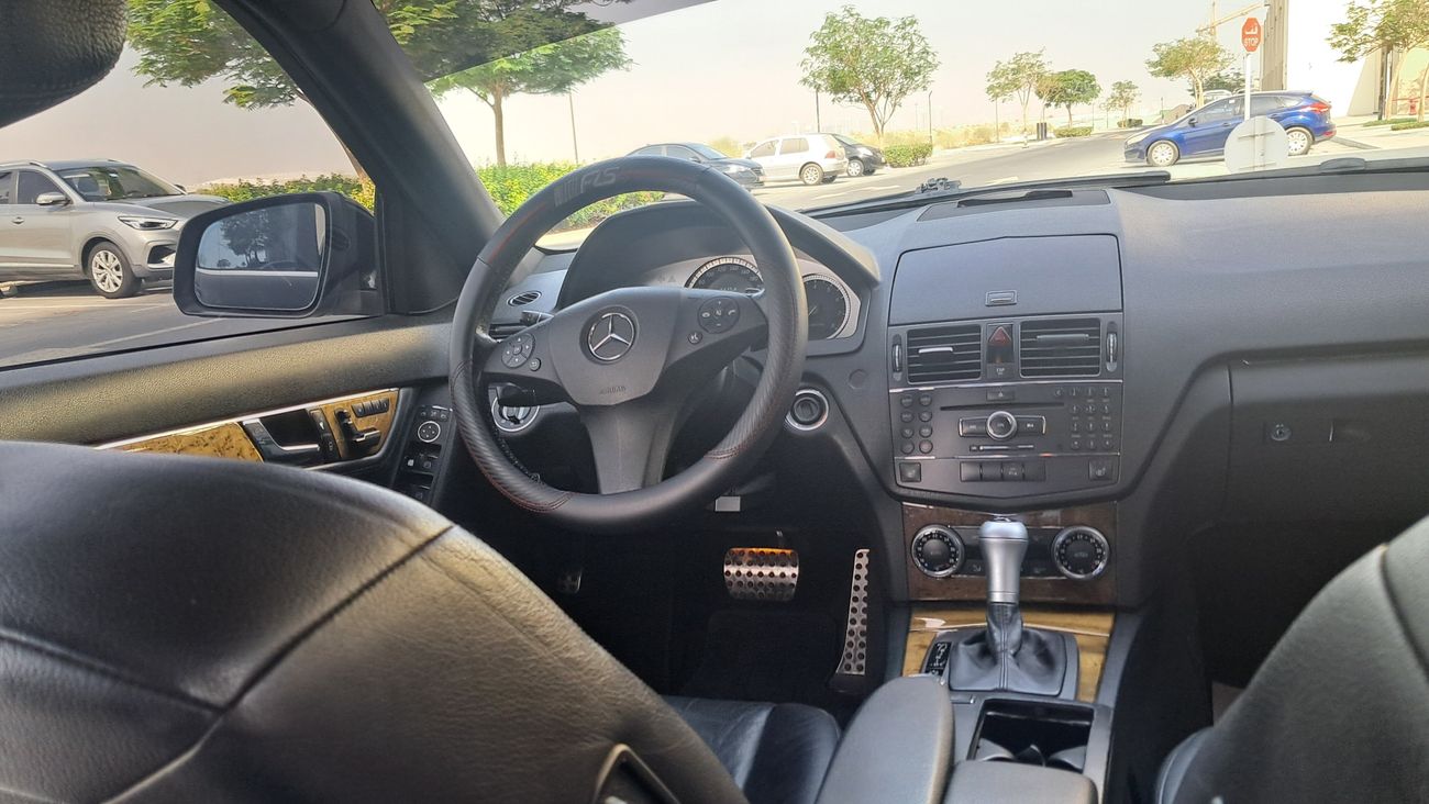 مرسيدس بنز C 250 2.5L Avantgarde Sports