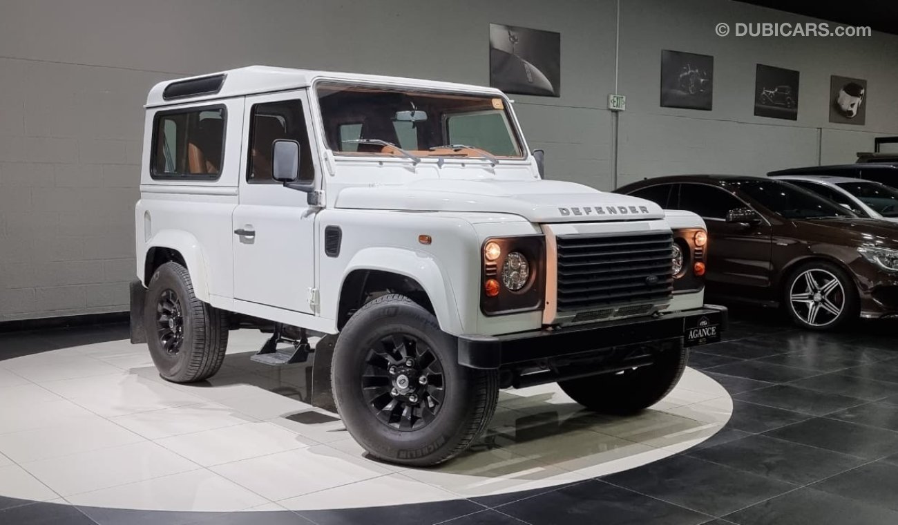 Land Rover Defender 90, Original Paint, Service History, Warranty, GCC