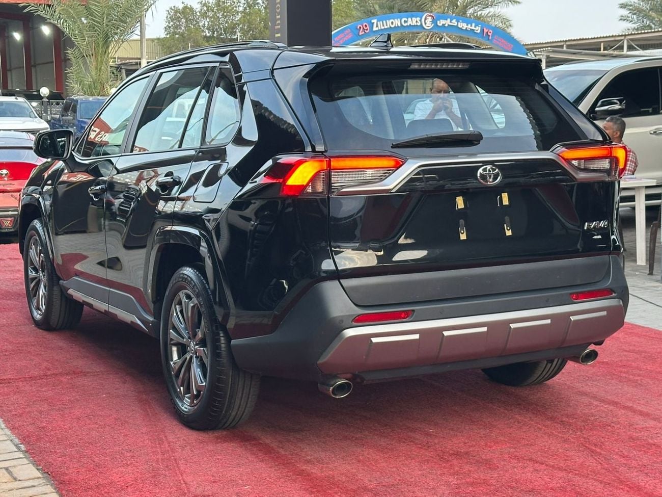 تويوتا راف ٤ 2.0L - 4-cylinder