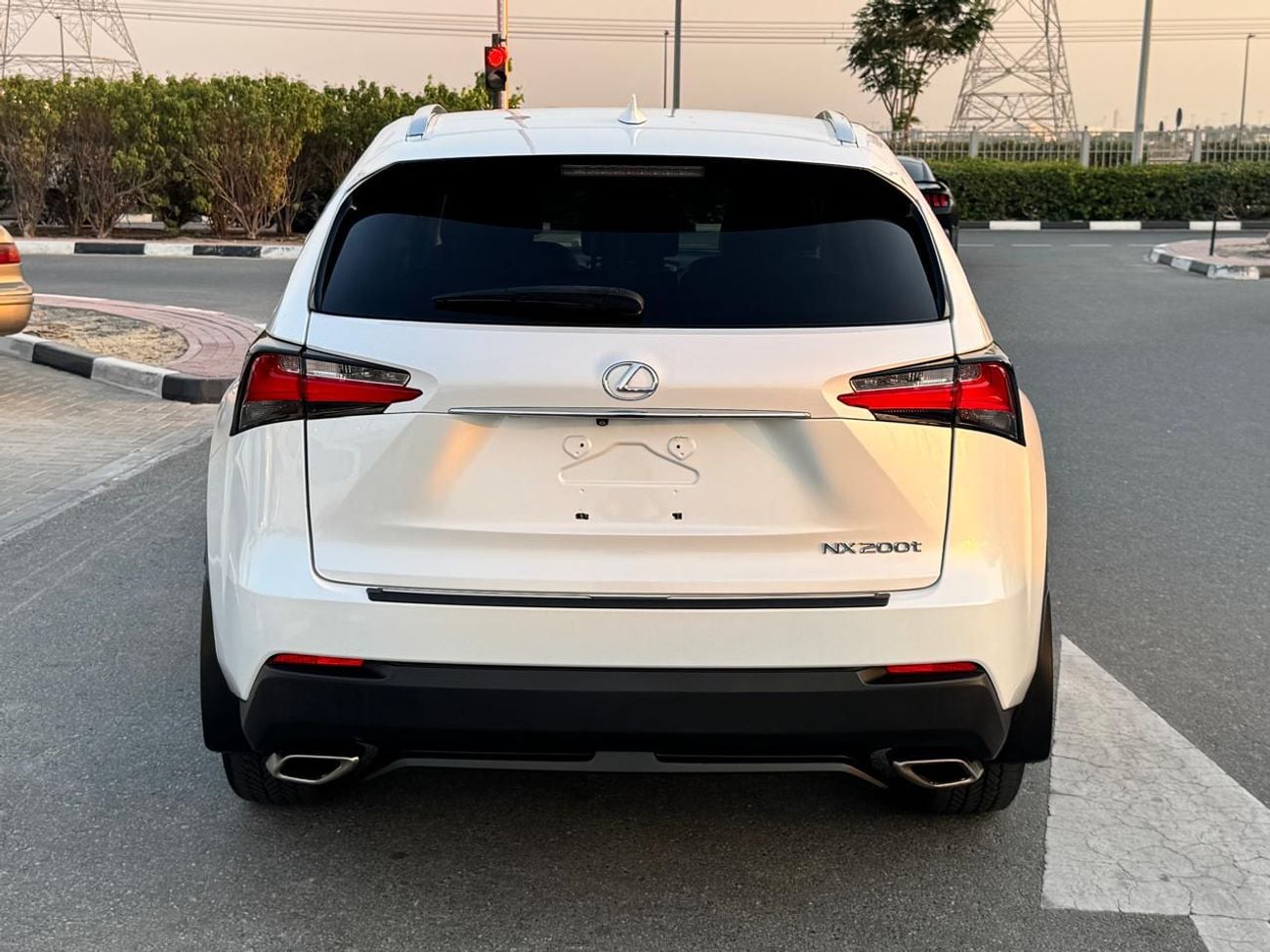 لكزس NX200t PREMIER