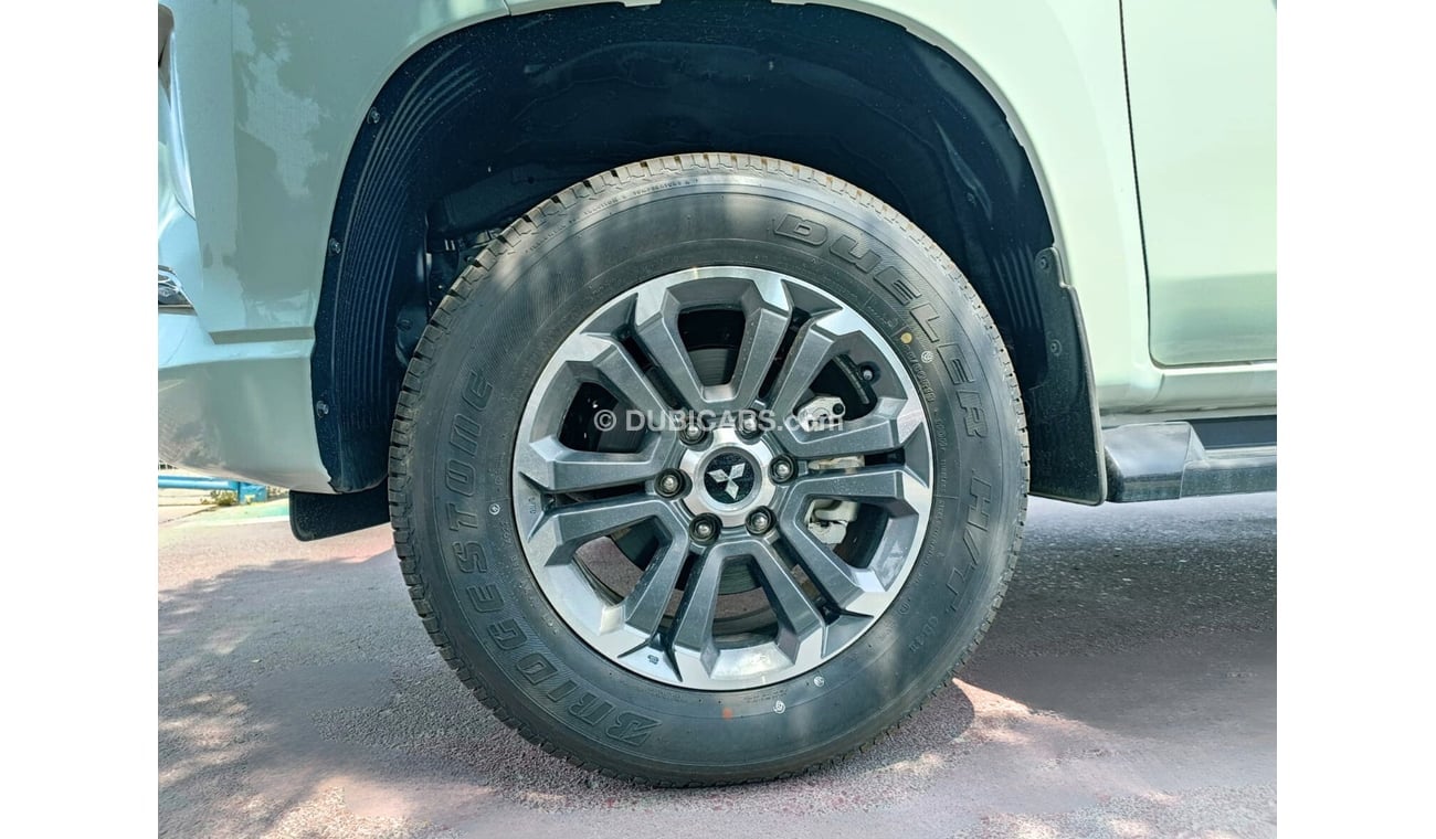 Mitsubishi L200 Sportero 2.4L Diesel / A/T / Push Start / Driver Power Leather Seat / Black Edition (CODE #  L2SPD)