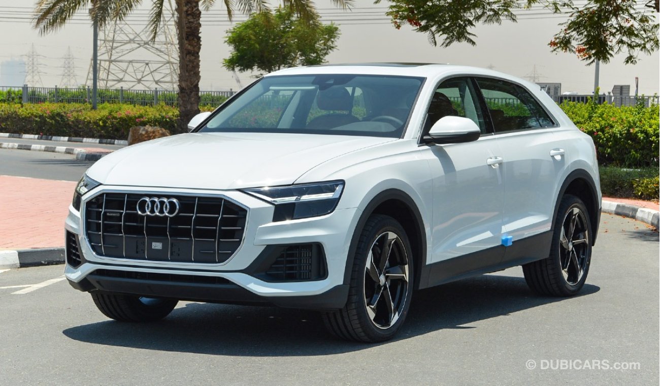 أودي Q8 3.0L TFSi Quattro Gasolina con Accesorios Adicionales T/A 2020