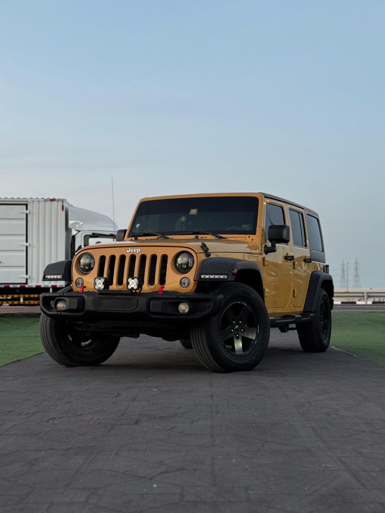 Jeep Wrangler Unlimited Sport 3.6L A/T