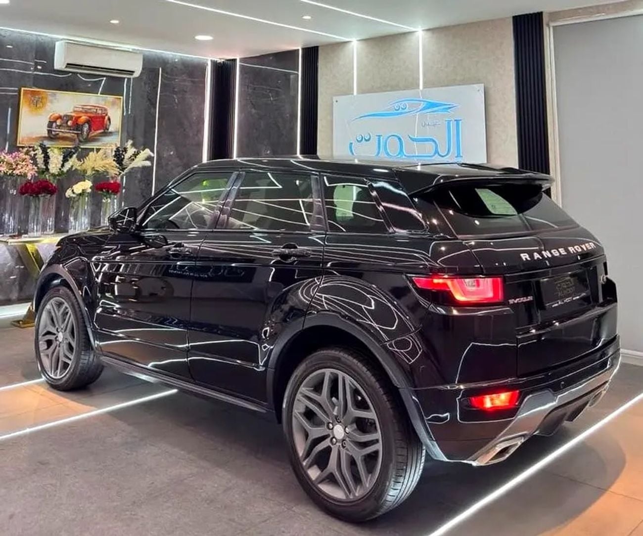 Land Rover Range Rover Evoque HSE DYNAMIC SPECIAL || TOP RANGE || GCC || GIVEN WARRANTY || UNIQUE || RED INTERIOR