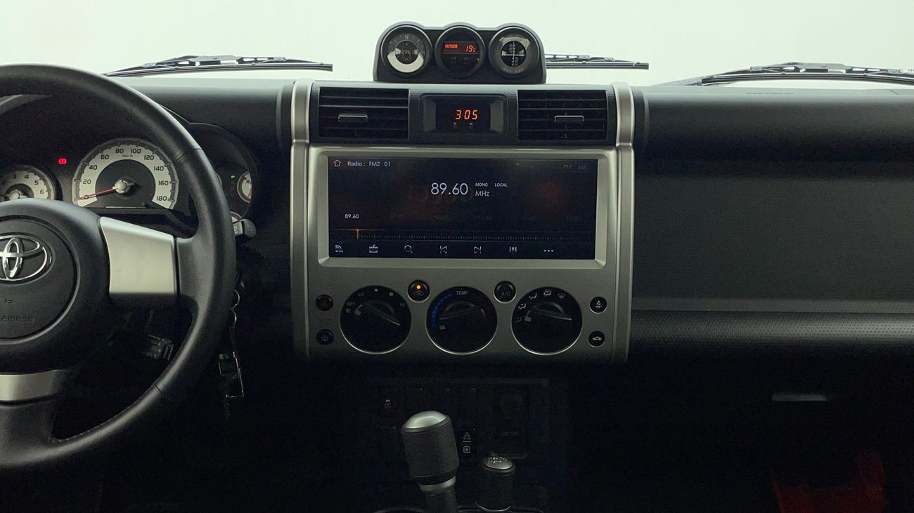 Toyota FJ Cruiser GXR 4 | Zero Down Payment | Home Test Drive