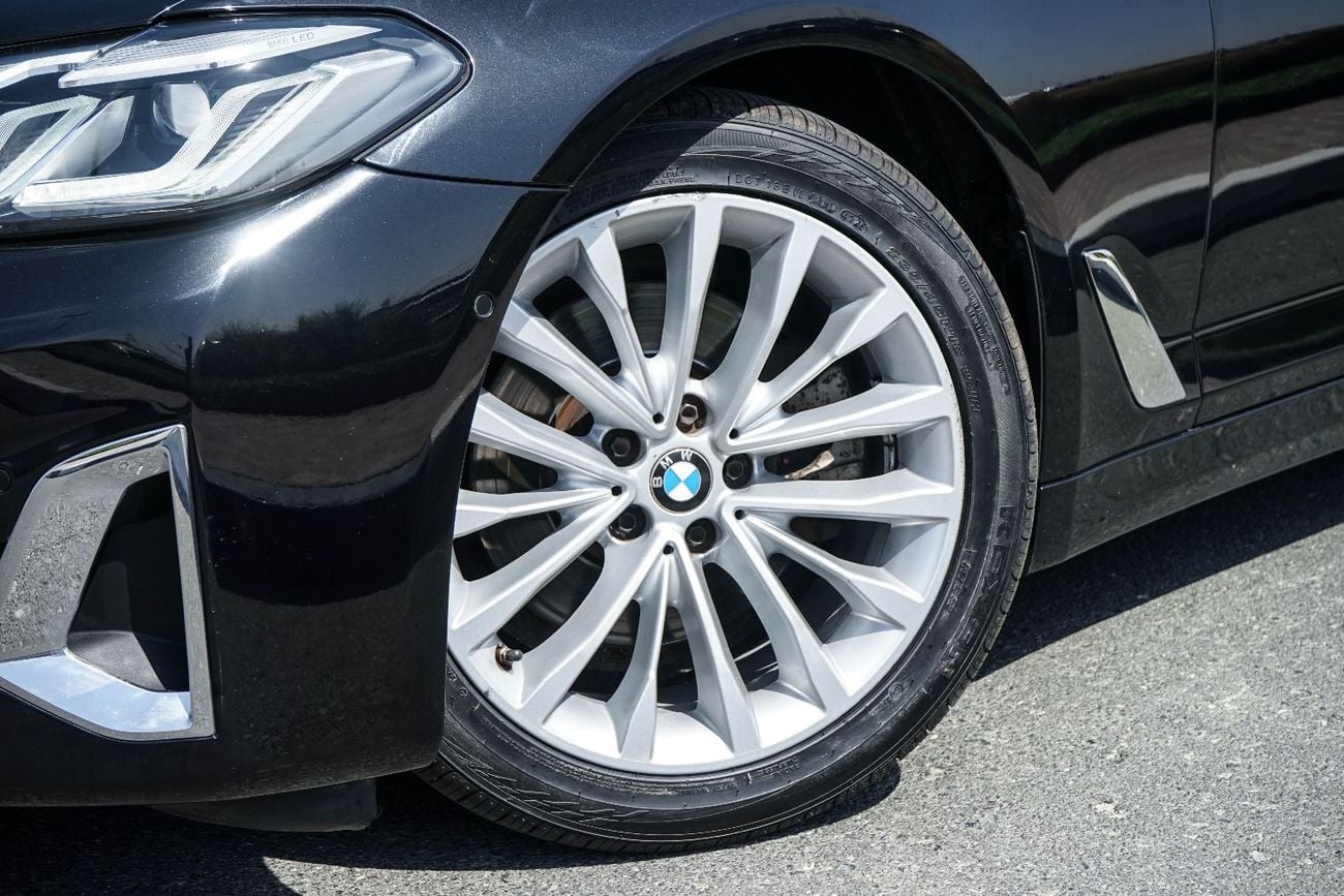 بي أم دبليو 520i 2.0L Twin Power Turbo Inline-4 Engine