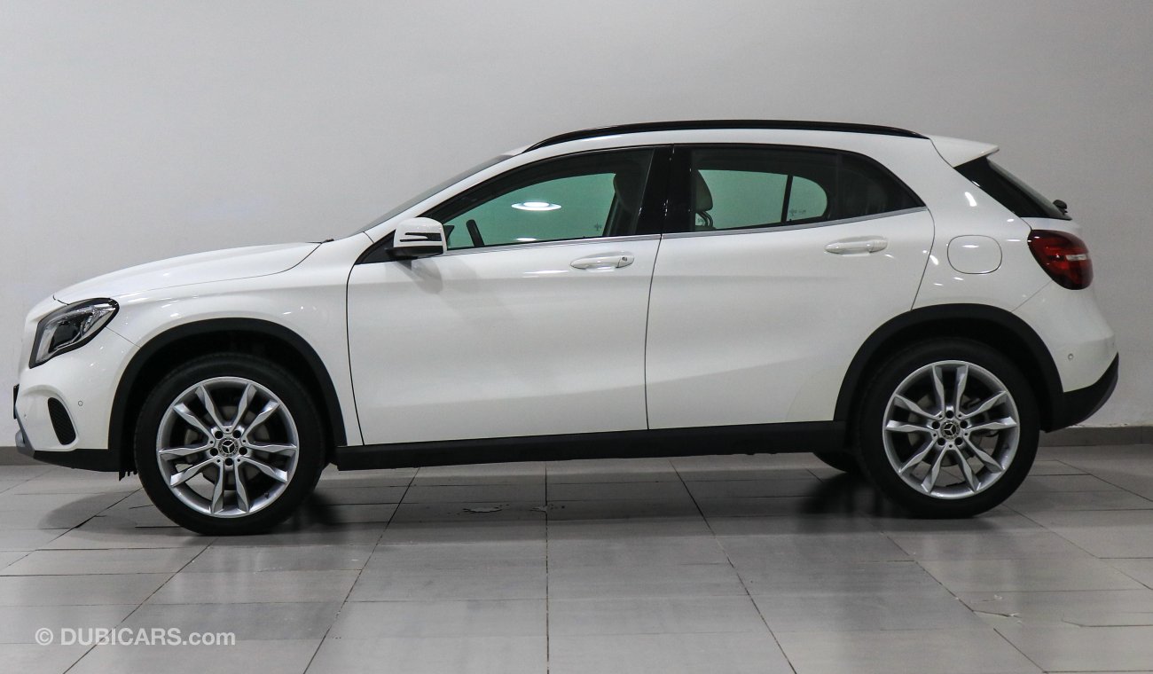 Mercedes-Benz GLA 200 VSB 28102