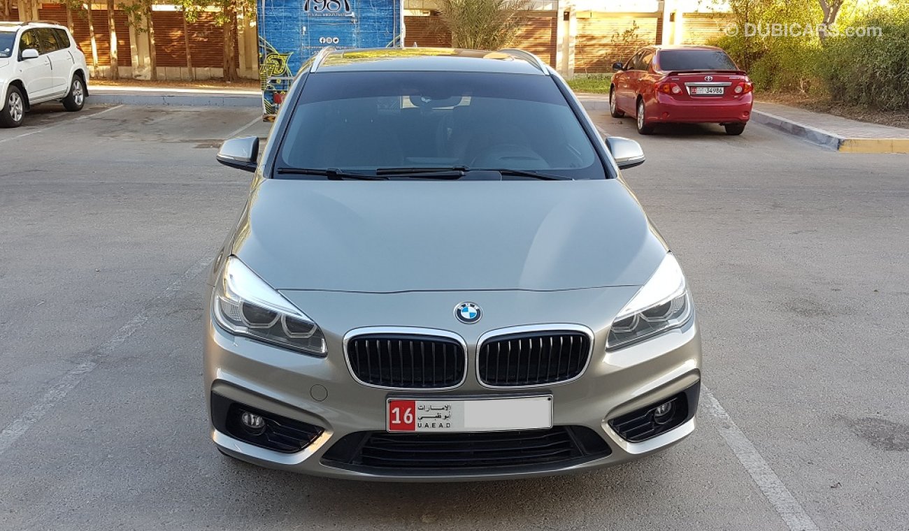 بي أم دبليو 218 Active Tourer