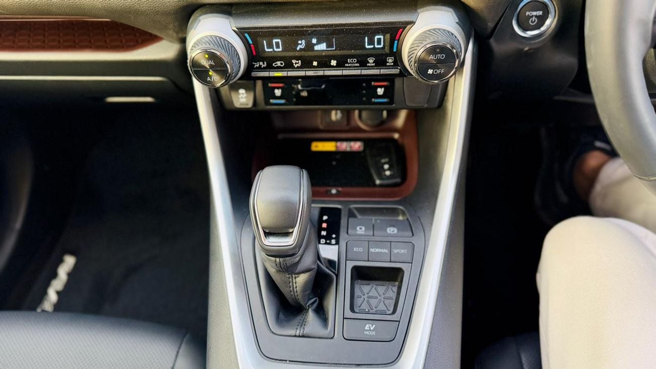 Toyota RAV4 2024| 2.5L HYBIRD | AT | RHD | SUNROOF | DIGITAL REAR VIEW MIRROR | MEMORY SEAT | 360 VIEW CAMERA | 