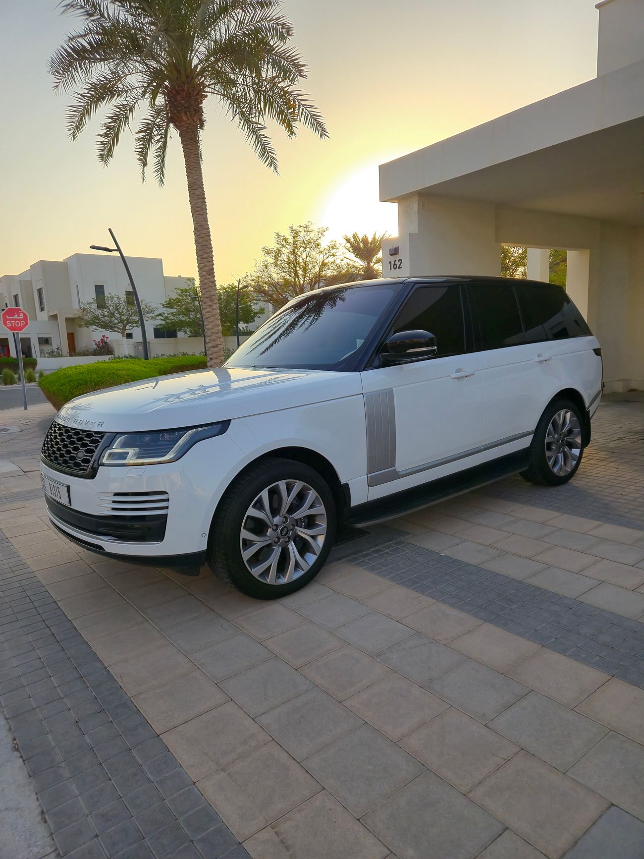 لاند روفر رينج روفر P400 HSE V6 SC GCC Al tayer full service history