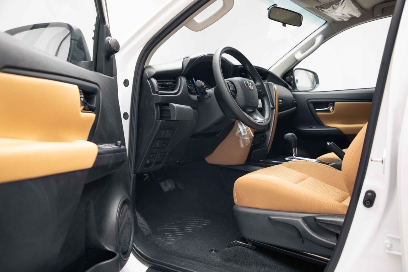 Toyota Fortuner 2.7L - Platinum White Pearl Inside Quartz | Export Only